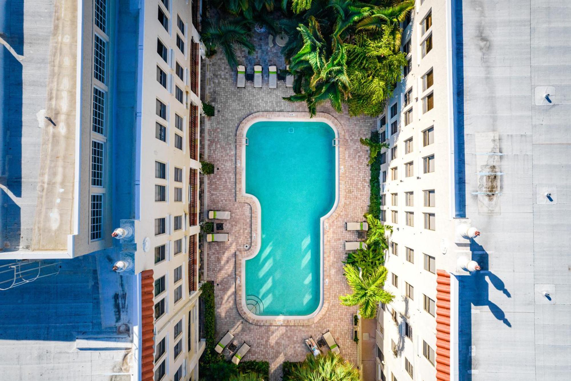 Palm Beach Hotel & Sunrise Cottage Bilik gambar