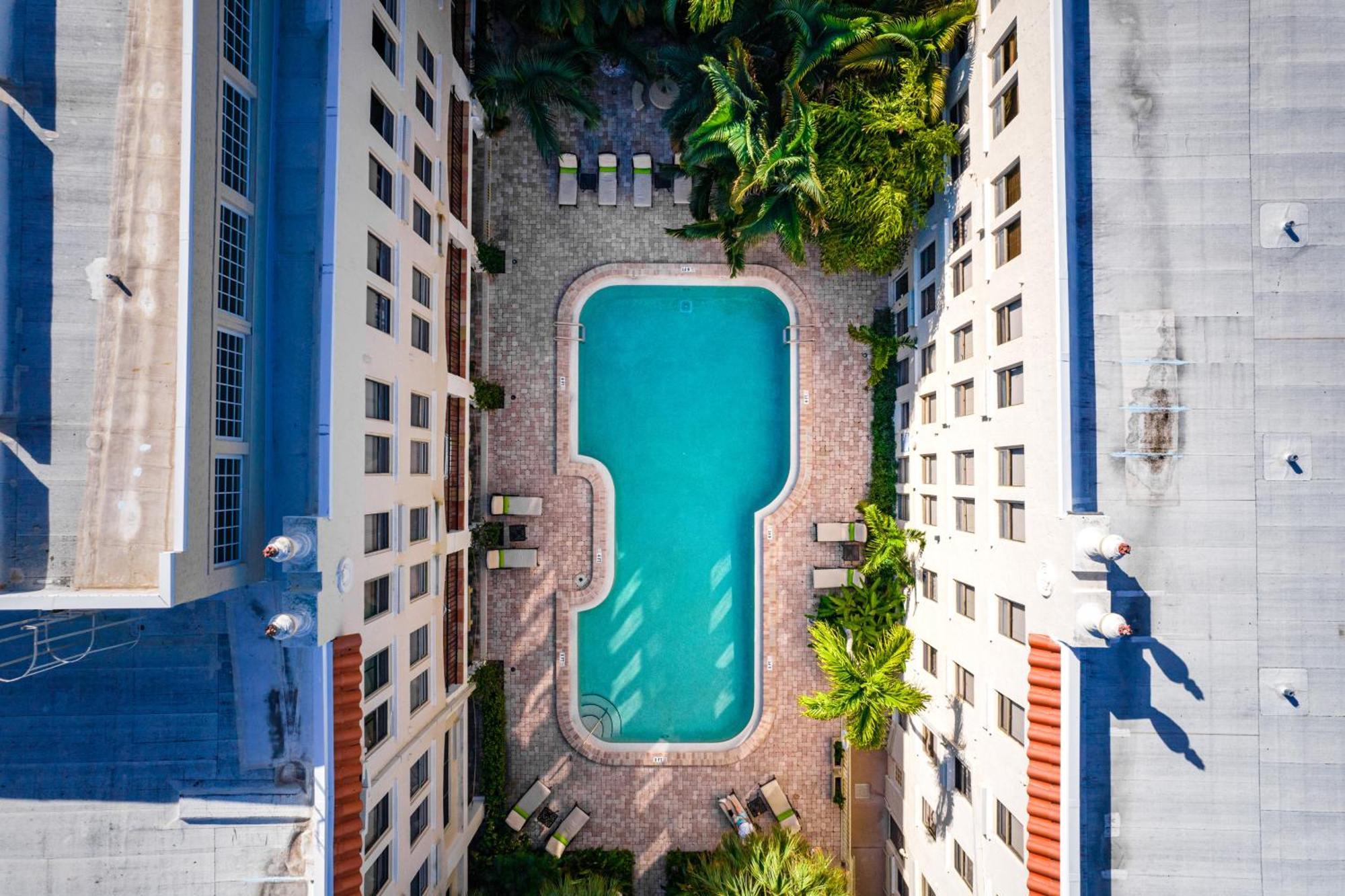 Palm Beach Hotel & Sunrise Cottage Bilik gambar